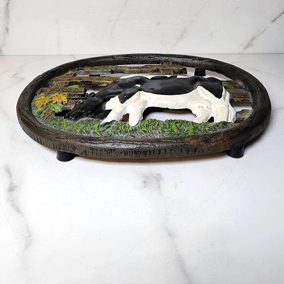 Vintage Cast Iron Trivet-Black and White Cow Trivet Farmhouse Decor 8"x6.25" - Picture 6 of 10